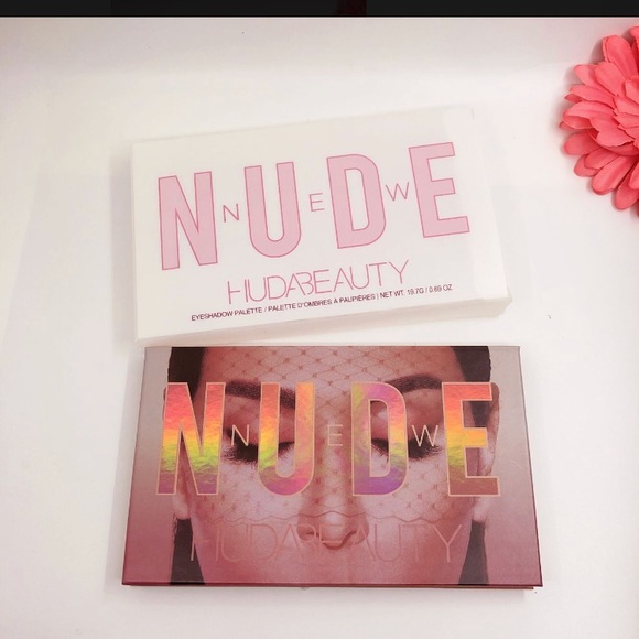 HUDA BEAUTY Other - huda eyeshadow palette